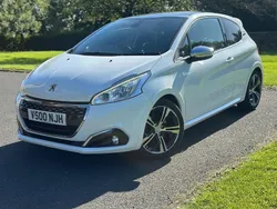 White Used 2015 Peugeot 208 Prestige Hatchback | £5,750 (Fair price)