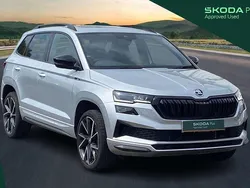 Brilliant silver metallic Used 2023 Skoda Karoq SportLine SUV | £26,119 (Fair price)