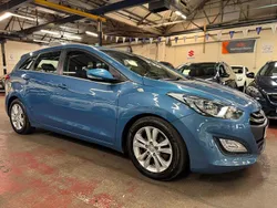 Blue Used 2013 Hyundai i30 Style Estate | £4,000 (Good price)