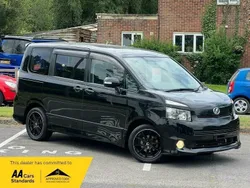 Black onyx Used 2009 Toyota Voxy MPV | £7,990 (Fair price)