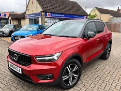 Red met Used 2018 Volvo XC40 R-Design SUV | £18,499 (Good price)