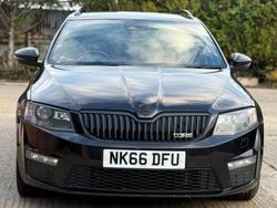 Black Used 2016 Skoda Octavia vRS Estate | £9,490 (Super price)