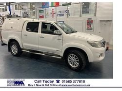 White Used 2015 Toyota HiLux Pickup | £10,000 (Super price)