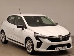 White Used 2024 Renault Clio V Evolution Hatchback | £16,998 (Fair price)