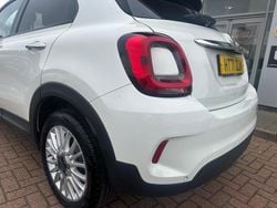 White Used 2022 Fiat 500X Connect SUV | £12,995 (Fair price)