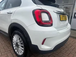 White Used 2022 Fiat 500X Connect SUV | £12,995 (Fair price)