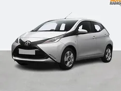 White Used 2017 Toyota Aygo X-play Hatchback | £6,895 (Fair price)