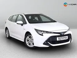White Used 2021 Toyota Corolla Estate | £16,975 (Fair price)