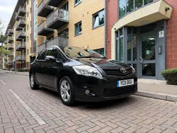 Black Used 2011 Toyota Auris Hatchback | £2,995 (Good price)