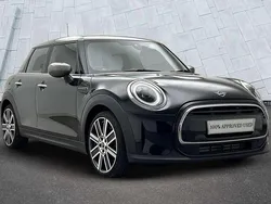Black Used 2023 Mini Cooper Exclusive Hatchback | £21,495 (Fair price)
