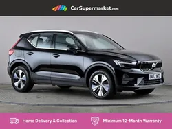 Black Used 2022 Volvo XC40 Core SUV | £20,997 (Fair price)
