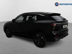 Black New 2025 MG HS Trophy SUV | £22,999 (Fair price)