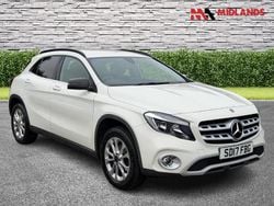 White Used 2017 Mercedes GLA200 SE SUV | £8,700 (Good price)
