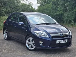 Blue Used 2011 Toyota Auris Hybrid Hatchback | £7,450 (Good price)