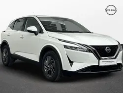 White Used 2023 Nissan Qashqai Acenta Premium SUV | £20,300 (Good price)