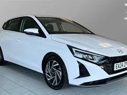White Used 2024 Hyundai i20 Advanced Hatchback | £15,795 (Fair price)