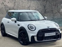 White Used 2024 Mini Cooper Hatch Hatchback | £24,450 (Expensive)