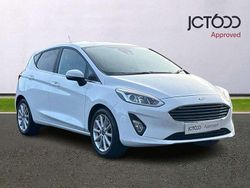 White Used 2017 Ford Fiesta Titanium Hatchback | £6,500 (Fair price)
