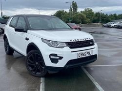 Fuji white Used 2015 Land Rover Discovery Sport HSE Luxury SUV | £11,975 (Fair price)