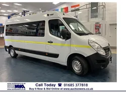 White Used 2017 Renault Master Van | £11,170 (Expensive)