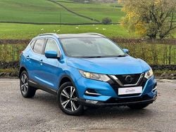 Blue Used 2017 Nissan Qashqai N-Connecta SUV | £9,445 (Fair price)