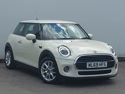 White Used 2019 Mini Cooper Classic Hatchback | £11,498 (Fair price)