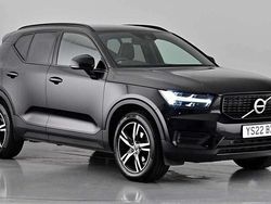 Onyx black Used 2022 Volvo XC40 R-Design SUV | £24,450 (Fair price)