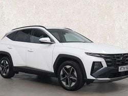 White Used 2025 Hyundai Tucson Premium SUV | £24,999 (Good price)