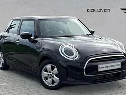 Black Used 2022 Mini Cooper Classic Hatchback | £19,844 (Fair price)