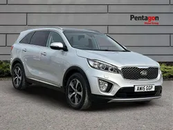 Silver Used 2015 Kia Sorento 3 SUV | £11,995 (Fair price)