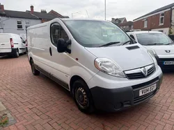 White Used 2014 Vauxhall Vivaro Van | £4,195 (Fair price)