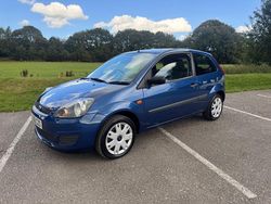 Blue Used 2008 Ford Fiesta Style Hatchback | £4,250 (Expensive)