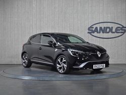 Black Used 2022 Renault Clio V RS Line Hatchback | £13,499 (Fair price)