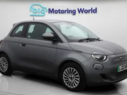 Used 2022 Fiat 500e Action Hatchback | £10,500 (Good price)