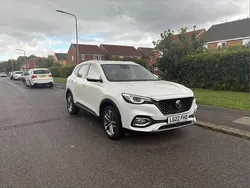 White Used 2022 MG HS Exclusive SUV | £14,875 (Fair price)