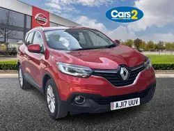 Red Used 2017 Renault Kadjar Dynamique SUV | £7,490 (Fair price)
