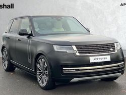 Black Used 2024 Land Rover Range Rover SE SUV | £88,149 (A bit pricey)