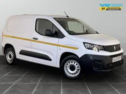White Used 2023 Peugeot Partner Premium MPV | £9,695 (Super price)