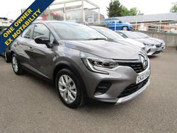 Grey Used 2022 Renault Captur Iconic SUV | £15,750 (Fair price)