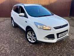 White Used 2014 Ford Kuga Zetec SUV | £5,995 (Fair price)