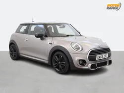 Silver Used 2025 Mini Cooper Hatch Hatchback | £14,295 (Fair price)