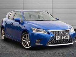 Sky blue Used 2019 Lexus CT200h Hatchback | £14,995 (Fair price)