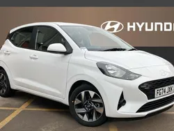 White New 2024 Hyundai i10 Advanced Hatchback | £13,313 (Fair price)