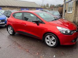 Red Used 2015 Renault Clio IV Play Hatchback | £2,990 (Good price)