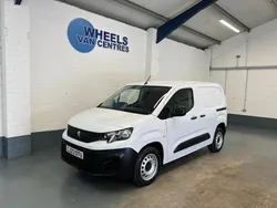 White Used 2023 Peugeot Partner Premium MPV | £12,490 (Fair price)