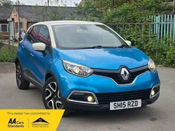 Blue/cream Used 2015 Renault Captur Dynamique SUV | £4,490 (Fair price)