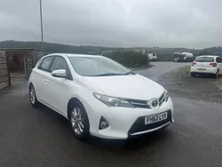 White Used 2013 Toyota Auris Multidrive S Hatchback | £6,995 (Good price)
