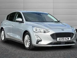 Moondust silver Used 2019 Ford Focus Titanium Hatchback | £9,095 (Fair price)