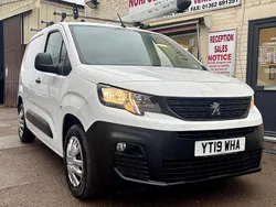 White Used 2019 Peugeot Partner MPV | £9,995 (Fair price)