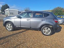 Grey Used 2013 Nissan Qashqai Acenta SUV | £3,295 (Fair price)